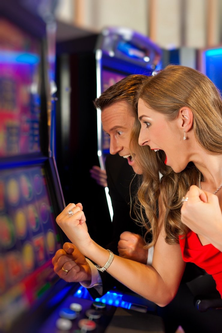 Tampilan live dealer table roulette dalam aplikasi kolam4d